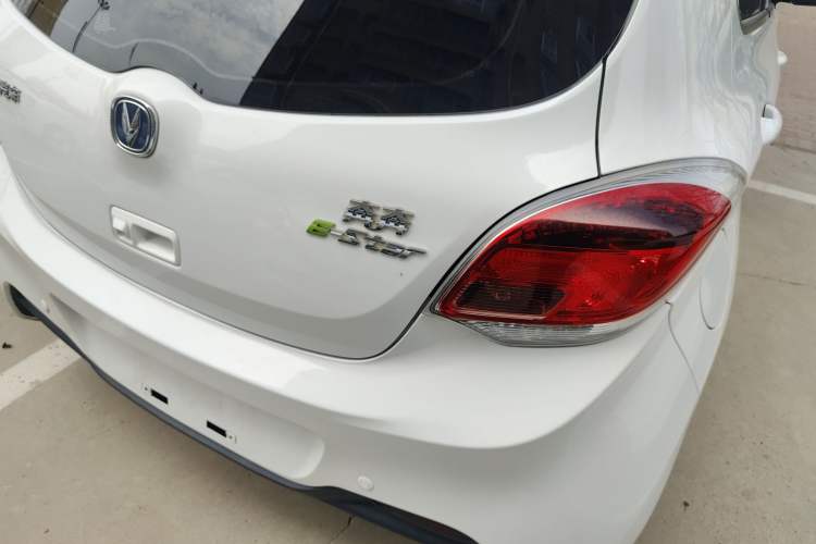 Used CHANGAN Benni E-Star 2021 National Edition Colorful Version Lithium Iron Phosphate (31.86 kWh)
