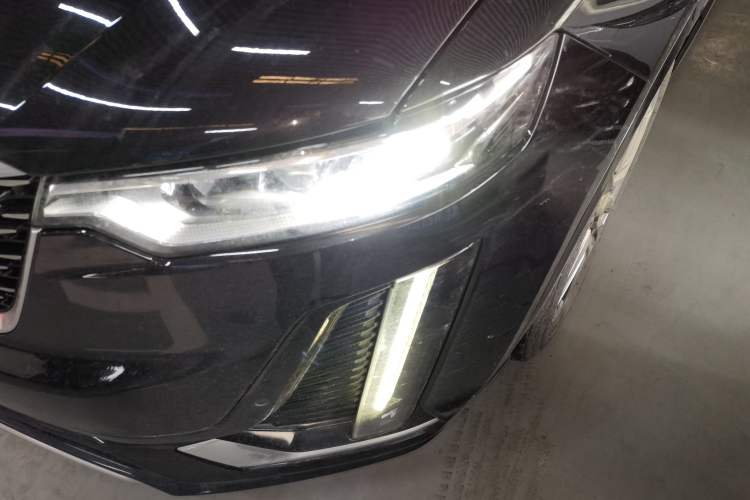 Used Cadillac XT6 2021 2.0T Six-Seater Four-Wheel-Drive Luxury Version