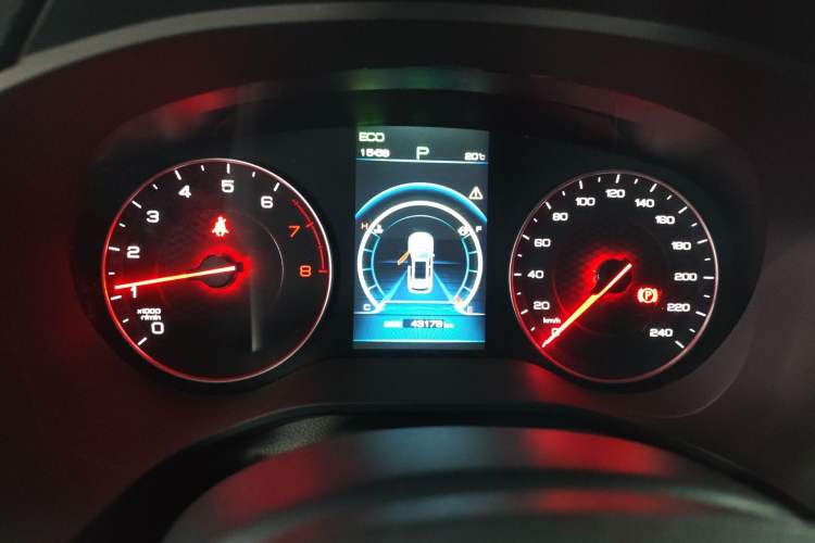 Used BYD Song 2021 Classic Edition 1.5T Automatic Luxury Model Instrument Cluster