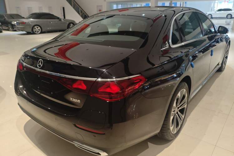 Used Mercedes-Benz E-Class New Energy 2024 E 350 e L Plug-in Hybrid Sedan