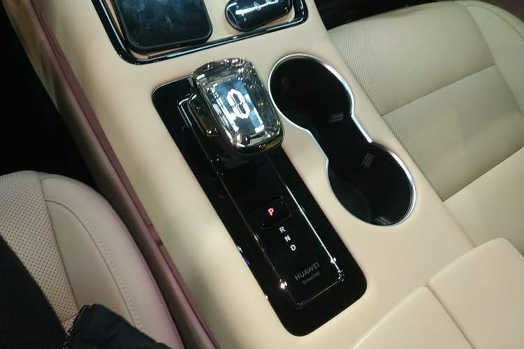 Used Hima AITO M5 2024 Extended-Range Max RS Four-Wheel Drive Advanced Intelligent Driving Version