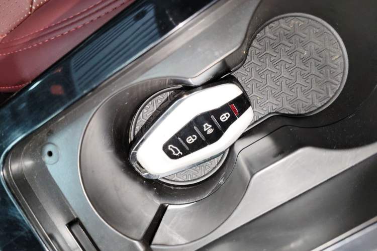 Used JETOUR X70 PLUS 2021 1.6T DCT Pro 7-seater