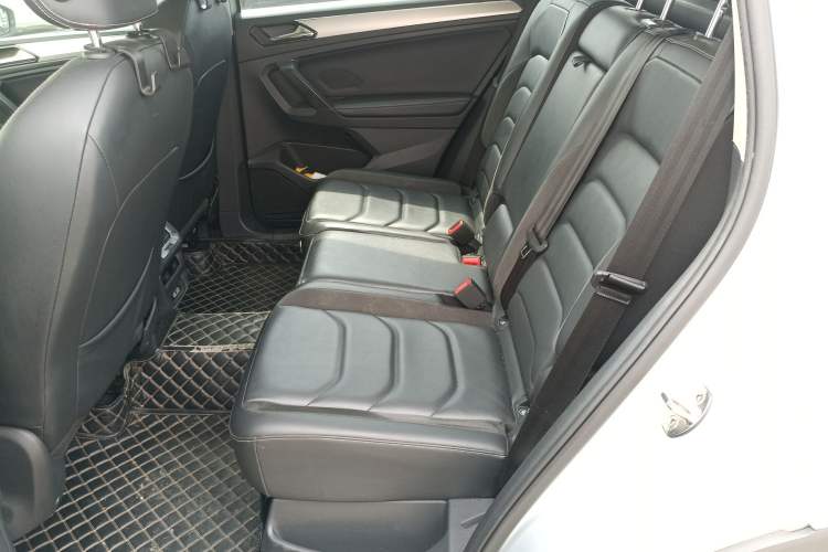 Used Volkswagen Tiguan L 2018 330TSI Automatic Two-Wheel Drive Luxury Edition
