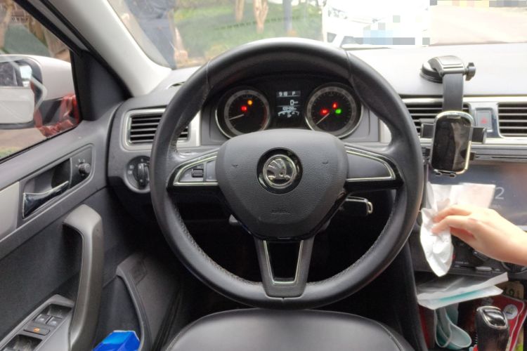 Used Skoda Rapid Spaceback 2018 1.6L Automatic Comfort Edition