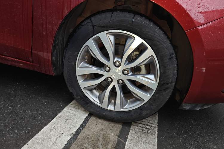 Used Buick GT 2018 18T Automatic Elite Model