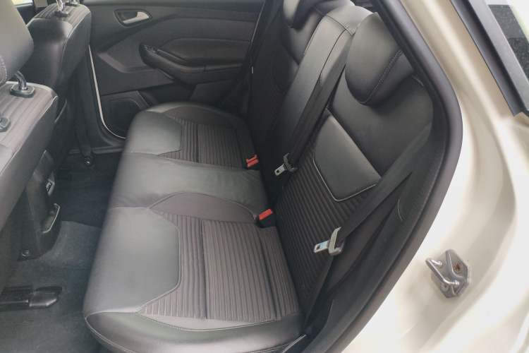 Used Ford Focus 2017 Hatchback EcoBoost 180 Automatic Elite Model
