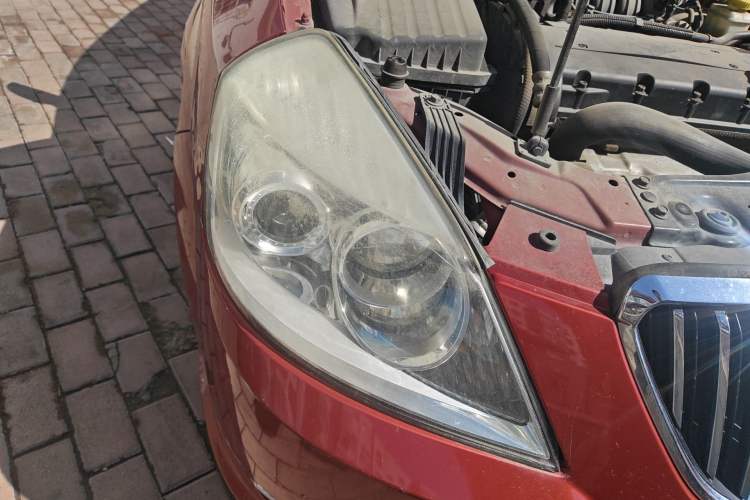 Used Buick Excelle 2011 1.6 LX-MT Right Front Headlight