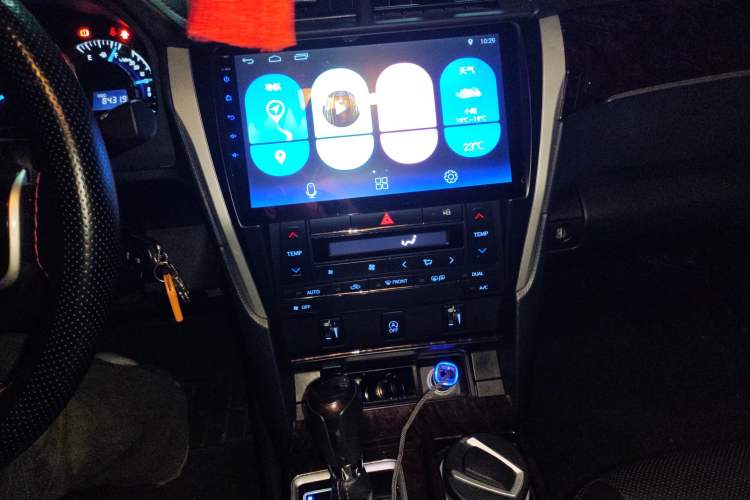 Used Toyota Camry 2016 2.0G 10th Anniversary Leading Edition
