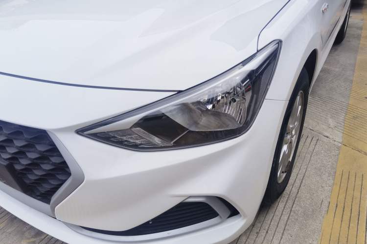 Used Hyundai Celesta 2020 1.6L Automatic GL Enjoyable Edition Left Front Headlight