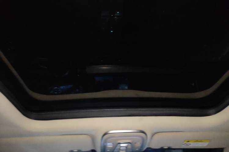 Used BYD Tang New Energy 2018 DM 2.0T All-Wheel Drive Smart Connectivity Luxury Model 7 Seats China V Emission Standard