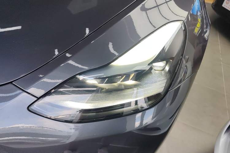 Used Tesla Model Y 2022 Rear-Wheel-Drive Version
