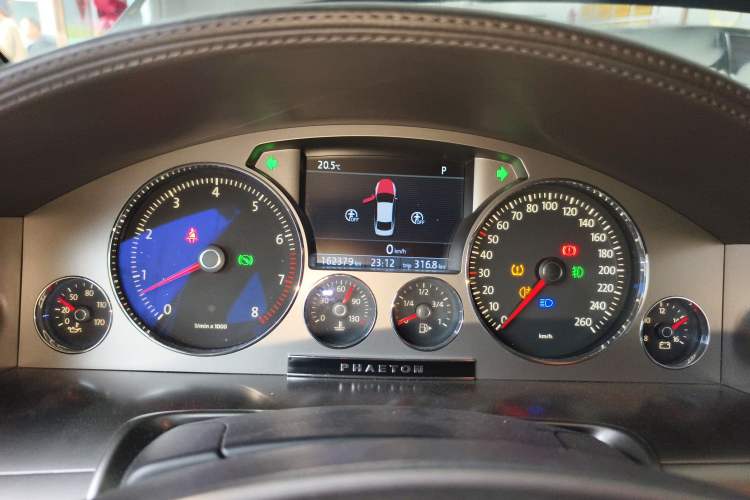 Used Volkswagen Phaeton 2012 3.6L Deluxe Custom Edition
