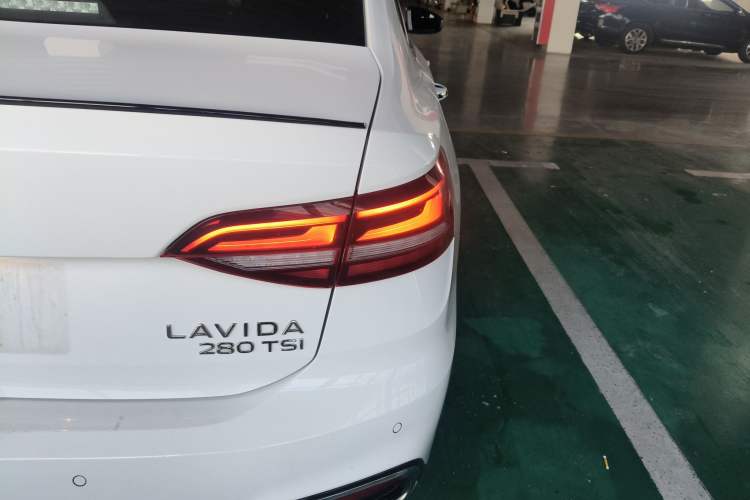 Used Volkswagen Lavida 2023 280TSI DSG Starry Sky Deluxe Edition