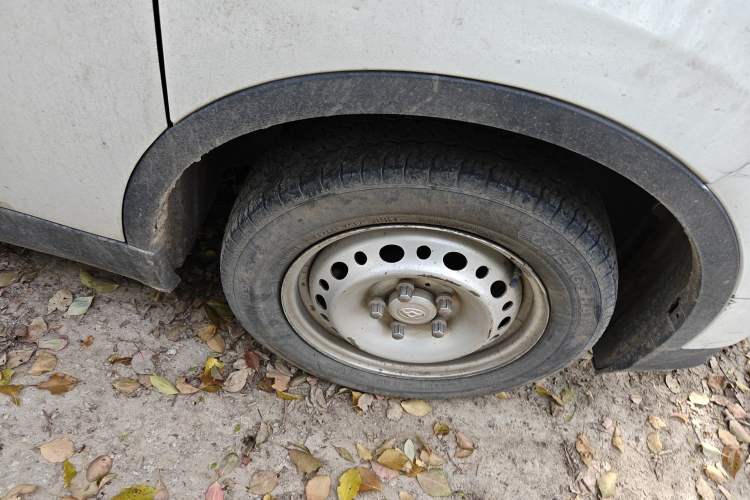 Used SAIC MAXUS EV30 2021 Pure Electric Smart Logistics Expert with Long Wheelbase—CATL