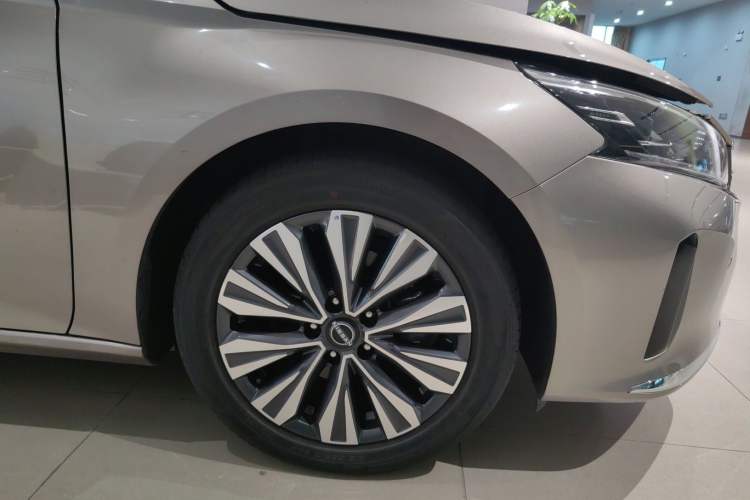 Used Nissan Teana 2022 2.0L XL-Upr Enjoyment Edition Right Front Wheel Hub