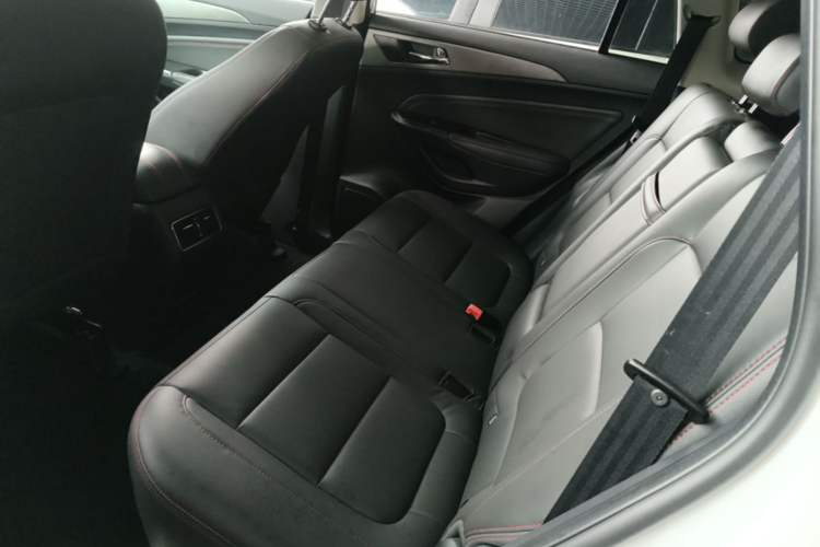 Used CHANGAN CS75 2017 Shangkui Edition 1.5T Automatic Fengxiang Model