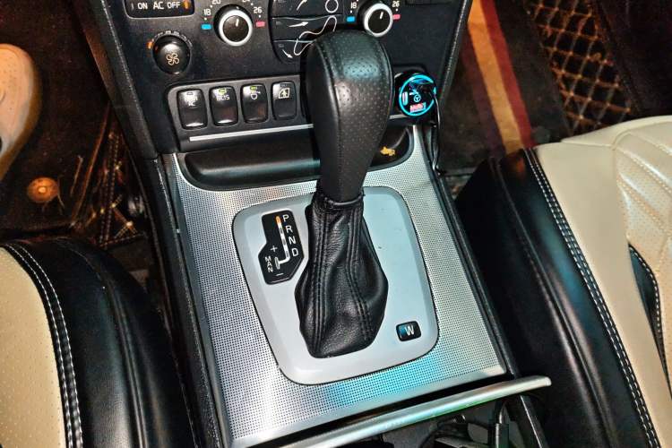 Used Volvo XC90 2011 2.5T Nordic-style Sport Edition Gear Lever
