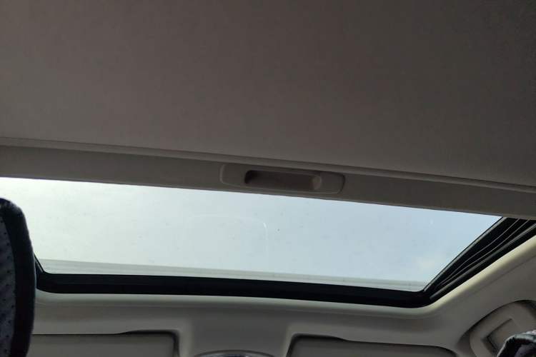 Used Peugeot 508 2011 2.3L Automatic Flagship Edition
