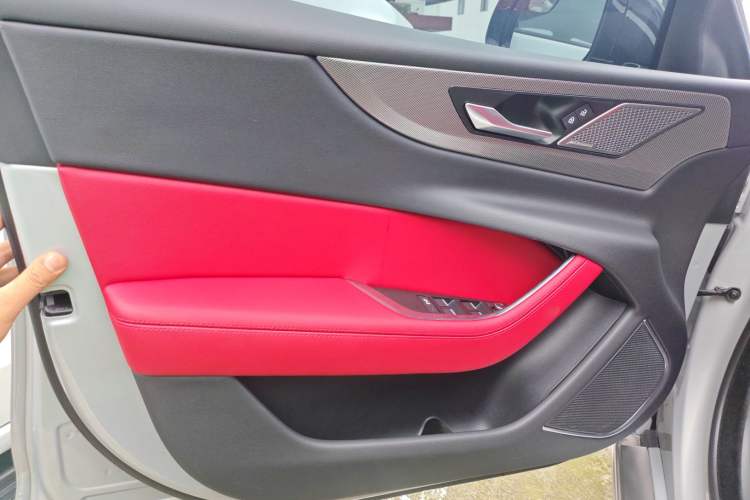 Used Jaguar XEL 2024 2.0T 250 PS R-DYNAMIC S Advanced Sport Edition
