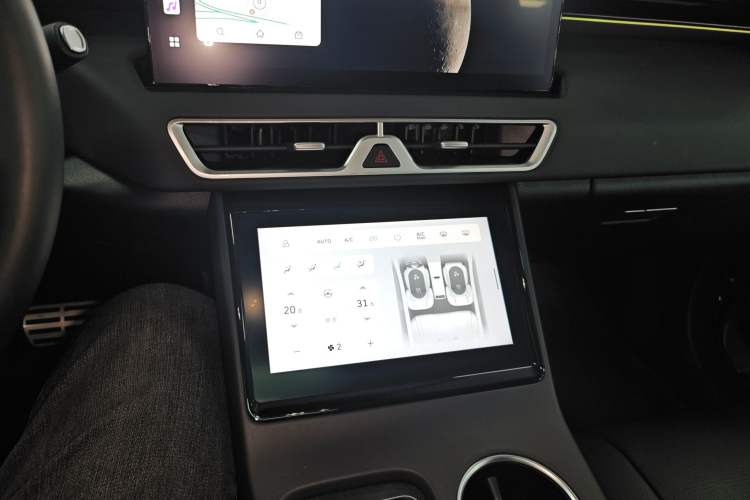 Used Wey Mocha New Energy 2024 Hi4 Four-Wheel Drive Long-Range Version
