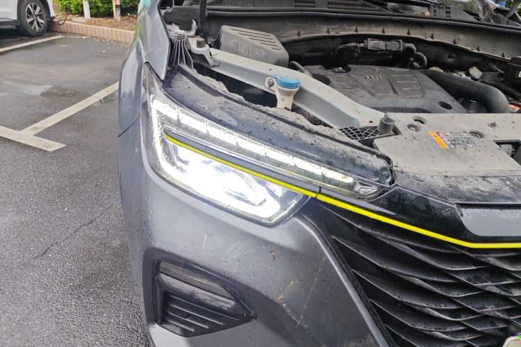 Used Roewe RX5 New Energy 2020 ePLUS National Trend Ronglin Luxury Edition Right Front Headlight