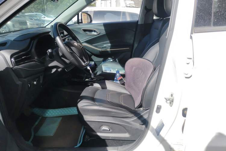 Used JAC Group iEVS4 2019 Luxury Smart Connectivity Model