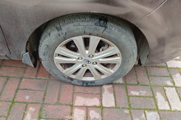 Used Cowin C3 2015 1.5L Manual Yellow Diamond Edition