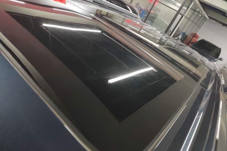 Used Ford Explorer 2020 EcoBoost 285 4x4 Platinum Edition 6 Seats