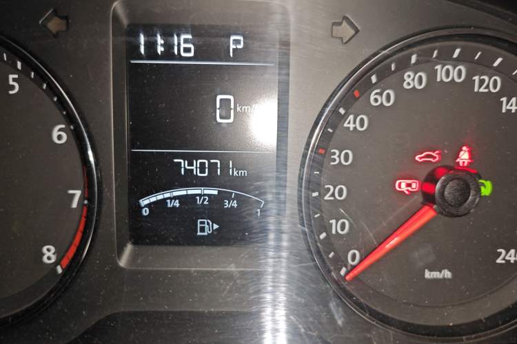 Used Volkswagen Lavida 2014 1.4 TSI DSG BlueMotion Technology Version