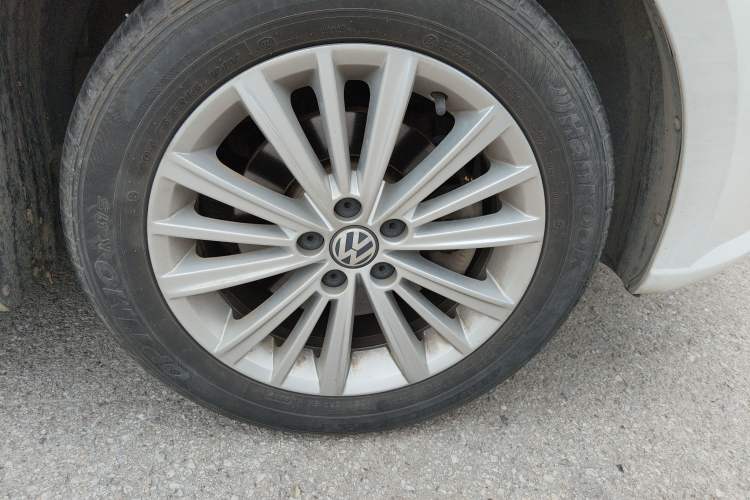 Used Volkswagen Gran Lavida 2013 1.6L Automatic Comfort Model