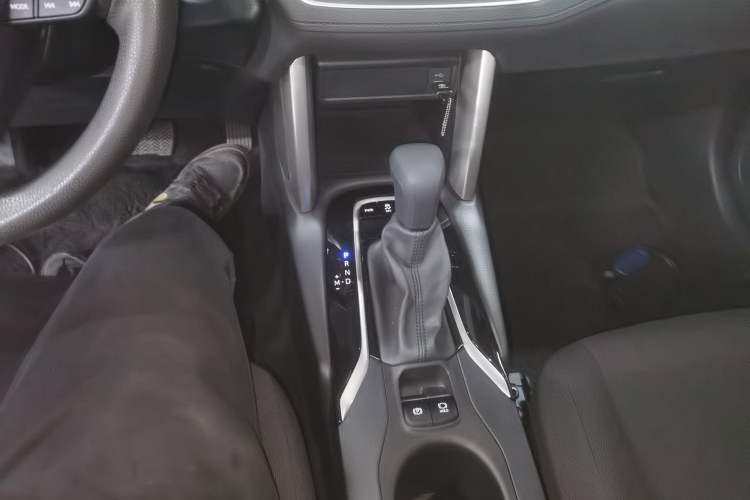 Used Toyota FRONTLANDER 2023 2.0L CVT Leading Edition
