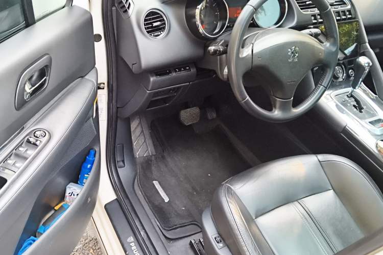 Used Peugeot 3008 2011 1.6T Luxury Model
