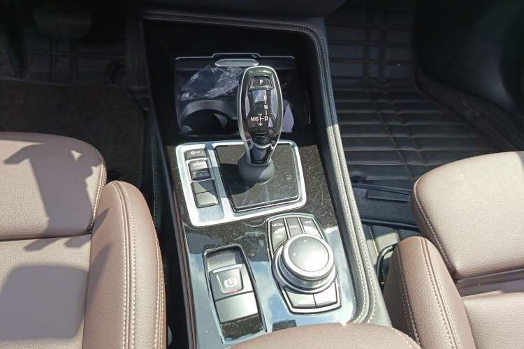 Used BMW 1 Series 2021 Revised 120i M Sport Night Edition Gear Lever