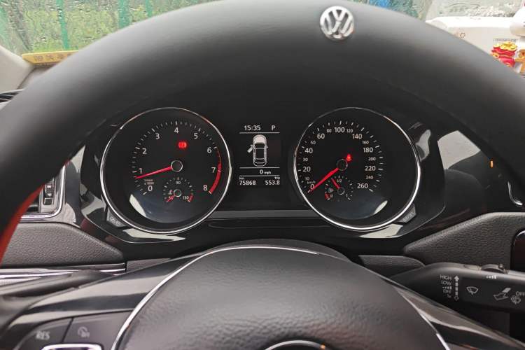 Used Volkswagen Sagitar 2018 280TSI DSG Comfort Model Instrument Cluster