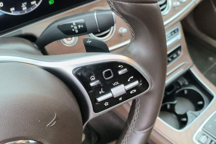 Used Mercedes-Benz E-Class 2019 E 200 L 4MATIC
