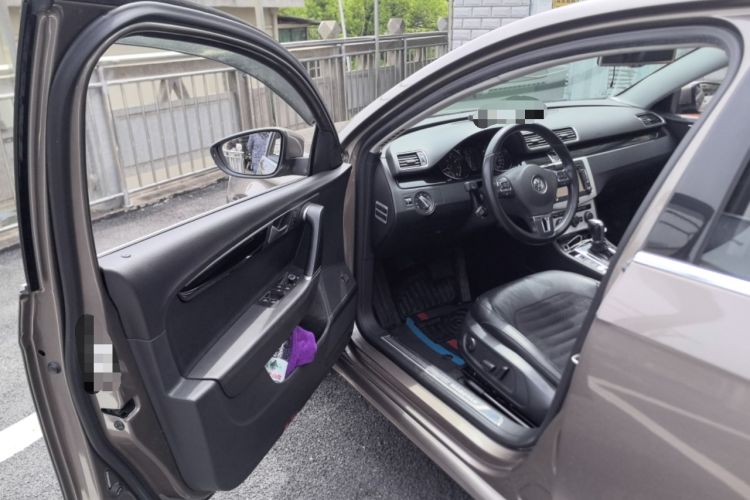 Used Volkswagen Magotan 2016 1.8TSI Luxury Comfort Model Driver Seat