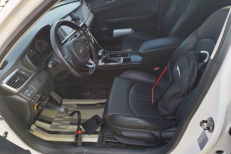 Used Kia K5 2016 1.6T Automatic LUX
