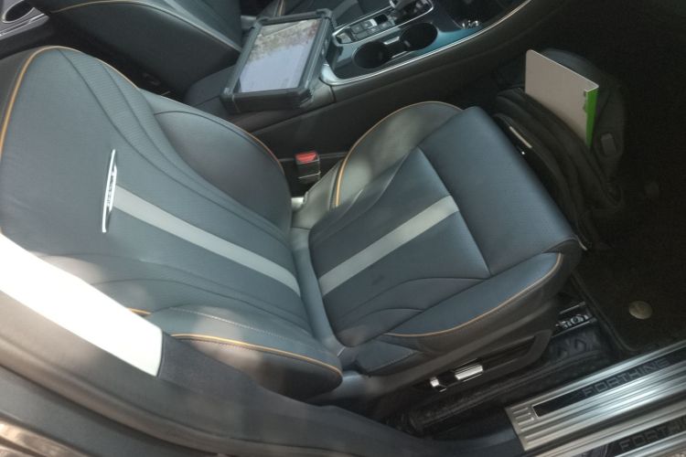 Used FORTHING Yacht 2022 1.5T DCT Chasing-the-Waves Edition Right Front Seat