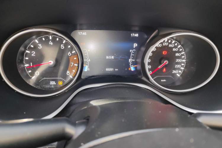 Used Jeep Compass 2017 200T Automatic Family Edition