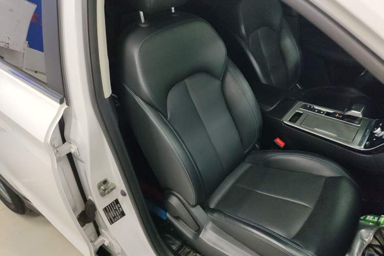 Used Roewe RX5 2022 330TGI Automatic National Style Edition Right Front Seat