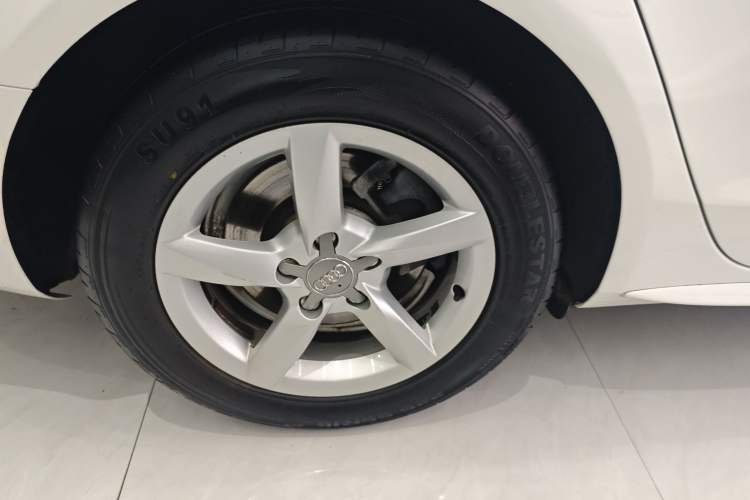 Used Audi A4L 2013 35 TFSI Automatic Standard Model
