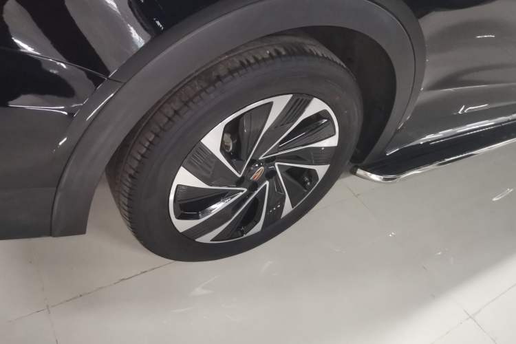 Used Hongqi HS7 PHEV 2024 2.0T PHEV Four-Wheel Drive Flagship Edition 6 Seats
