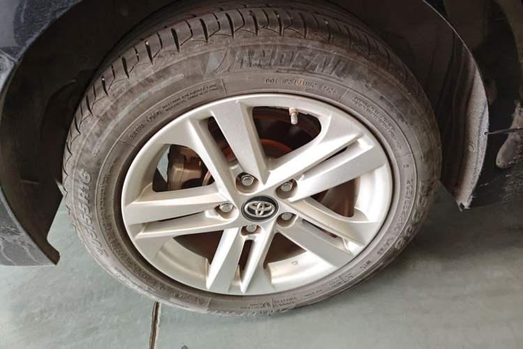 Used Toyota Levin 2022 Dual-Motor 1.8H E-CVT Leading Edition