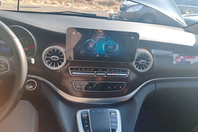 Used Mercedes-Benz V-Class 2021 V 260 Avantgarde Edition