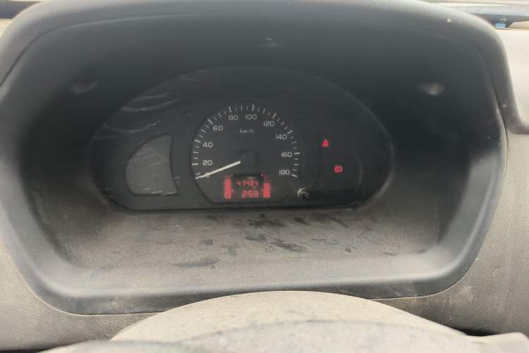 Used Wuling Rongguang 2015 1.2L S Base Model CNG Instrument Cluster