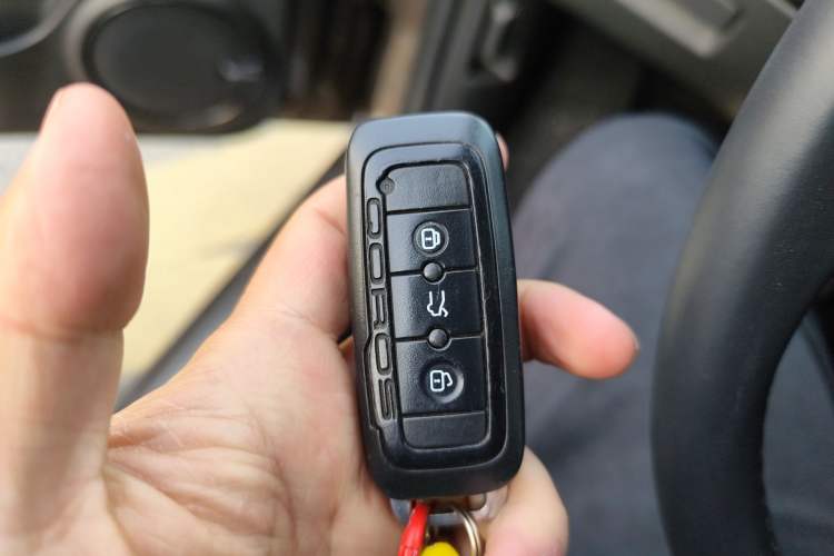 Used Qoros 3 2016 Sedan 1.6L Automatic Zhiyue Model