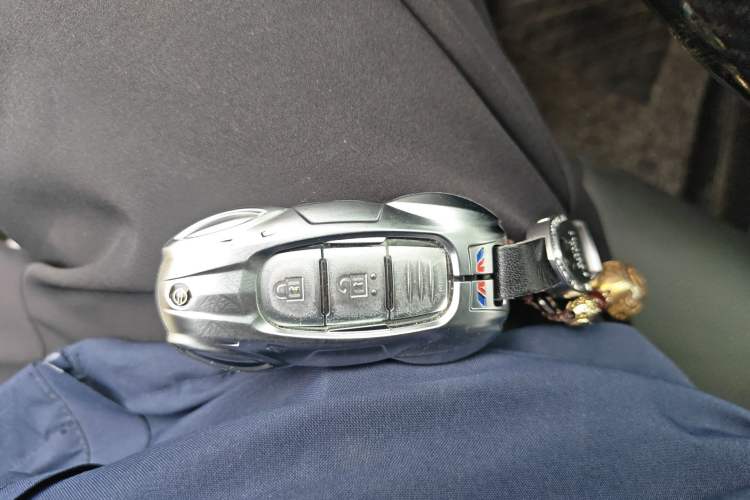 Used Nissan Murano 2017 2.5L XL Two-Wheel Drive Smart Edition Vehicle Key