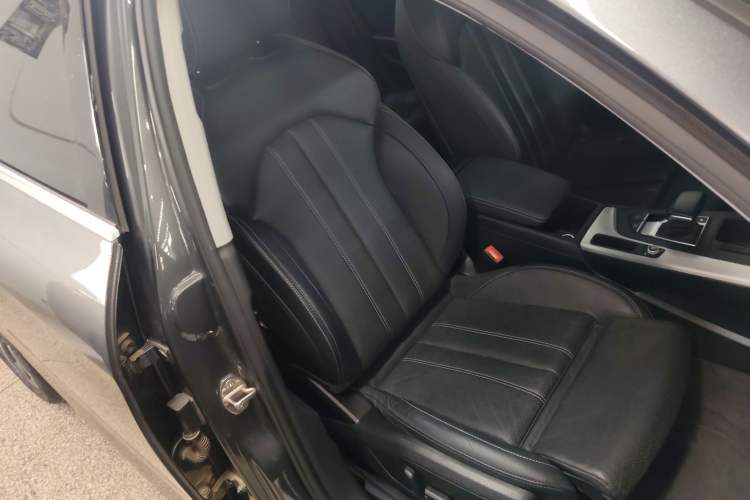 Used Audi A4L 2020 40 TFSI Fashion Dynamic Model
