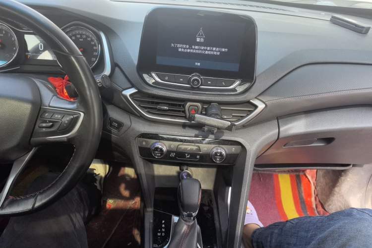 Used Chevrolet Orlando 2019 530T Automatic Mickey Custom Edition (5+2 Seats) – China VI Standard Audio And AC Panel