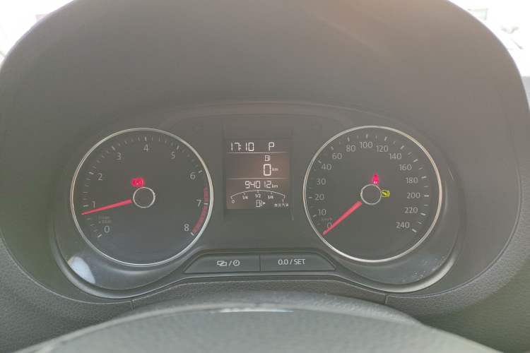 Used Volkswagen Polo 2016 1.6L Automatic Comfort Model Instrument Cluster